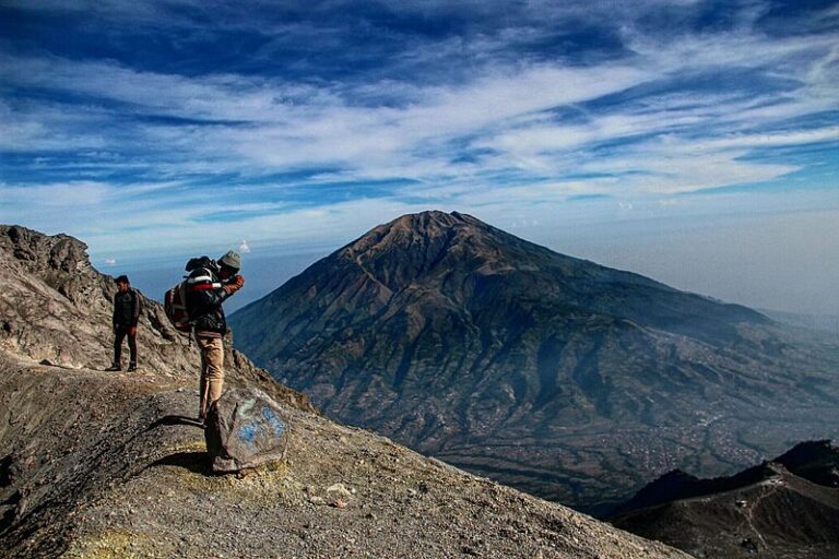 Wisata Petualangan Di Indonesia